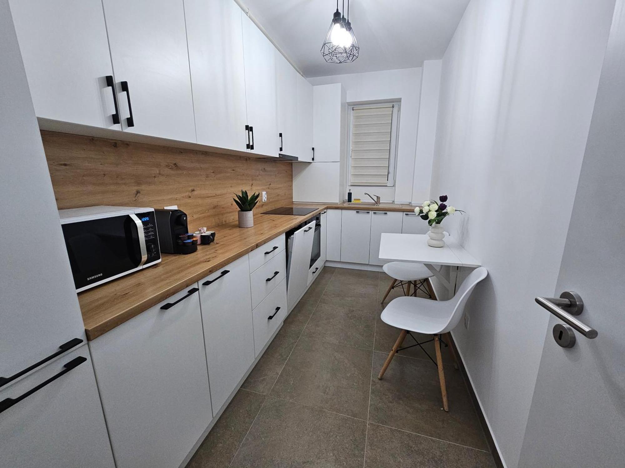 Urban Luxury Flats - Cozy Apartments At Coresi Mall #Брашов Екстер'єр фото