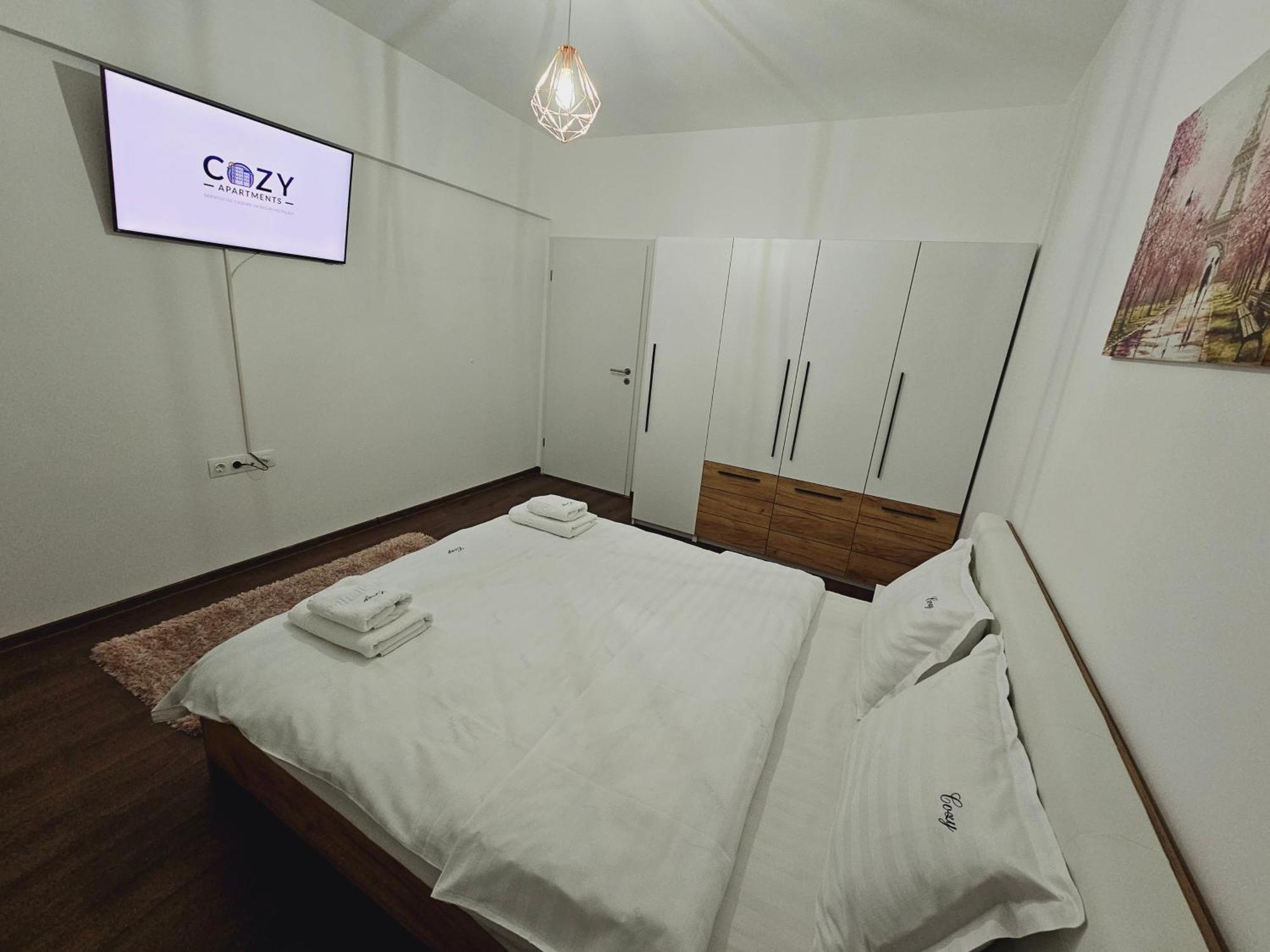 Urban Luxury Flats - Cozy Apartments At Coresi Mall #Брашов Екстер'єр фото